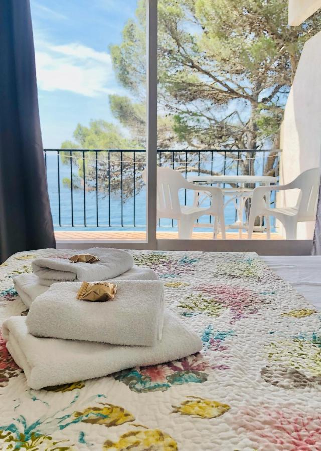 Studios Face A La Mer - Cala Llevado Tossa de Mar Ngoại thất bức ảnh